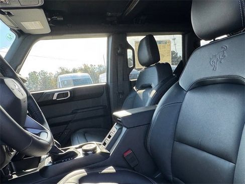New 2025 Ford Bronco Outer Banks w/ Sasquatch Package image 14