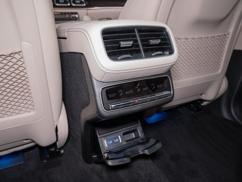 Certified 2026 Mercedes-Benz GLS 450 4MATIC image 28