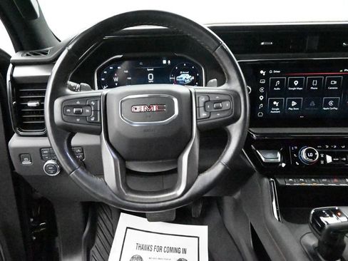 Used 2023 GMC Sierra 1500 AT4 w/ AT4 Premium Package AWD/4WD image 8