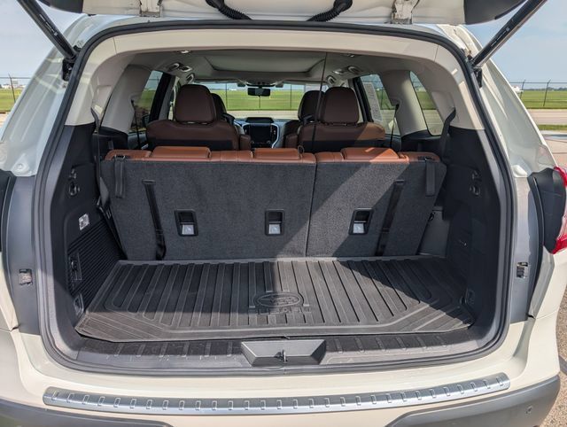 Used 2021 Subaru Ascent Touring w/ Popular Package #2A AWD/4WD image 10