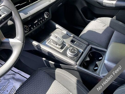 Used 2022 Mitsubishi Outlander ES AWD/4WD image 12