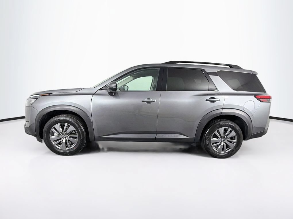 Used 2025 Nissan Pathfinder SV FWD image 6