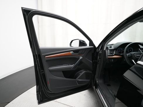 Used 2023 Audi Q5 2.0T Premium Plus w/ Premium Plus Package image 29