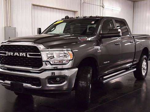 Used 2022 RAM 2500 Lone Star w/ Level A Equipment Group AWD/4WD image 3