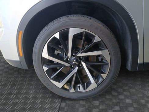 Used 2022 Mitsubishi Outlander SE image 23