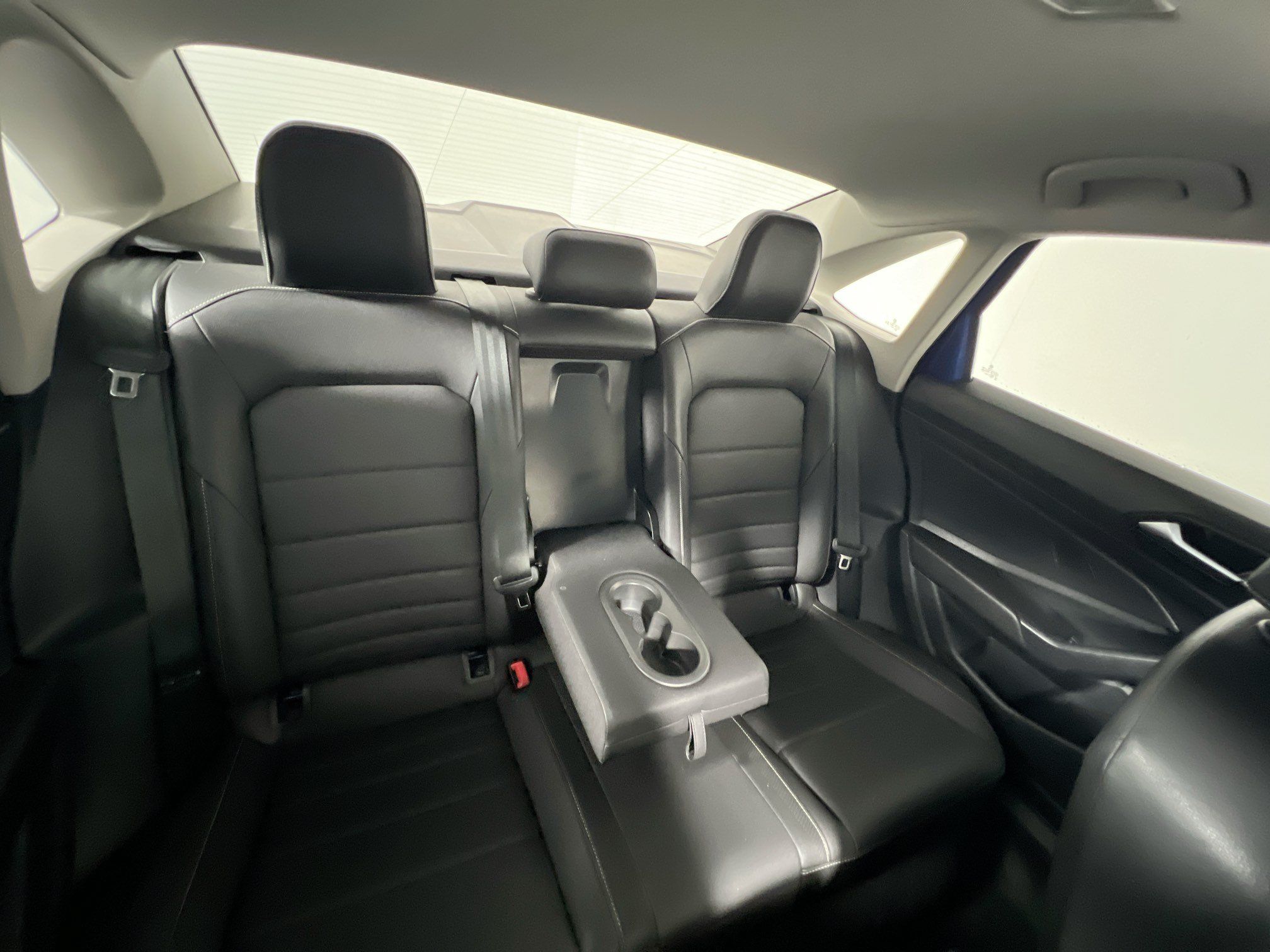 Used 2024 Volkswagen Jetta SE FWD image 32