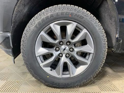 Used 2022 Chevrolet Silverado 1500 RST AWD/4WD image 31
