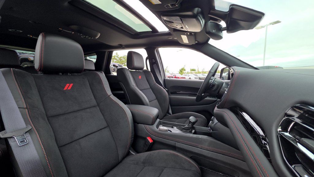 New 2027 Dodge Durango R/T w/ Blacktop Redline Package AWD/4WD image 11