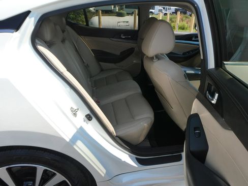 Used 2018 Nissan Maxima 3.5 SL FWD image 29