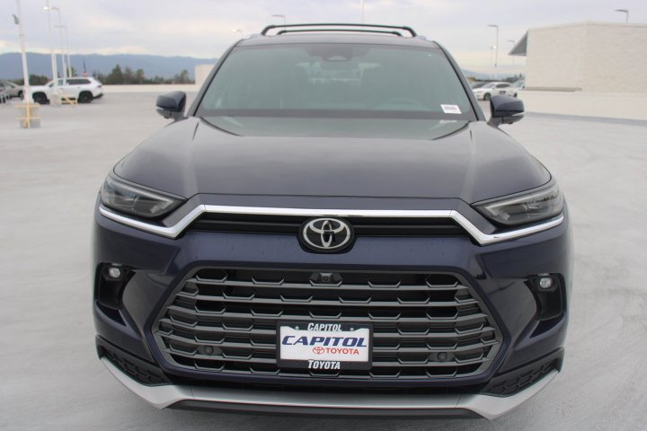 New 2026 Toyota Grand Highlander AWD Hybrid image 7