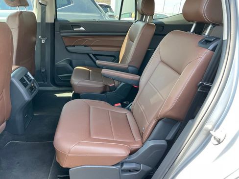 Certified 2022 Volkswagen Atlas SE AWD/4WD image 5