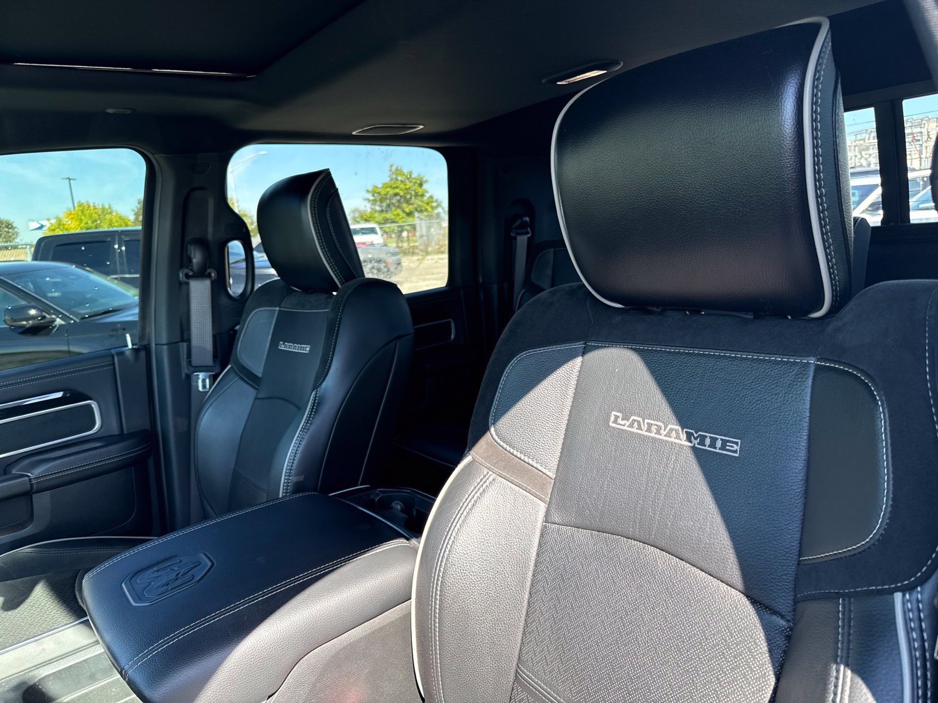 Used 2021 RAM 2500 Laramie AWD/4WD image 10