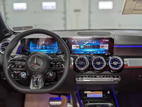 New 2026 Mercedes-Benz GLB 35 AMG 4MATIC image 5