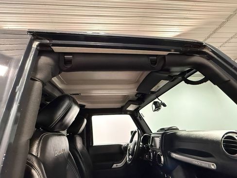 Used 2016 Jeep Wrangler Sahara w/ Dual Top Group image 63