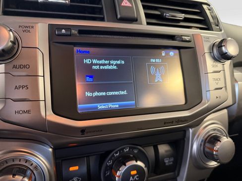 Certified 2016 Toyota 4Runner SR5 AWD/4WD image 21