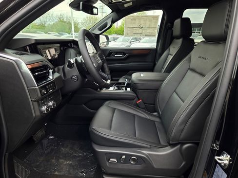 New 2026 GMC Yukon XL Denali AWD/4WD image 38