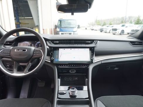 New 2026 Jeep Grand Cherokee L 4WD image 43