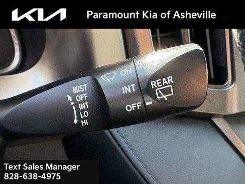 Used 2015 Toyota RAV4 LE image 26