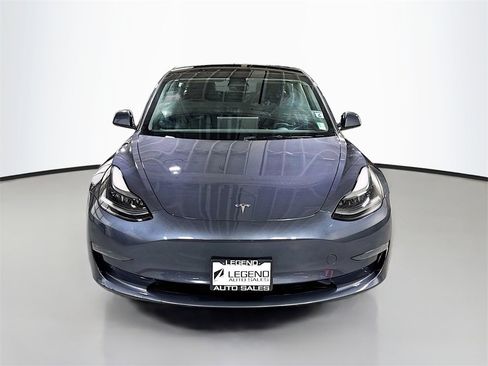 Used 2023 Tesla Model 3 Standard Range image 2