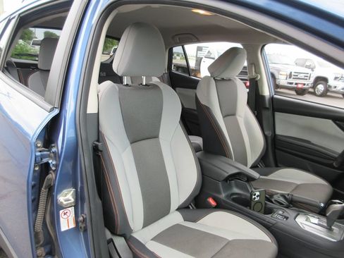 Used 2019 Subaru Crosstrek 2.0i Premium AWD/4WD image 17