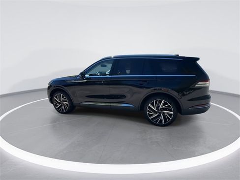 New 2025 Lincoln Aviator Reserve w/ Equipment Group 201A image 6