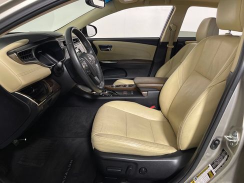 Used 2015 Toyota Avalon XLE Premium FWD image 12