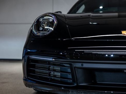Used 2024 Porsche 911 Carrera 4S image 13