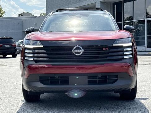 Certified 2025 Nissan Kicks SR FWD image 26