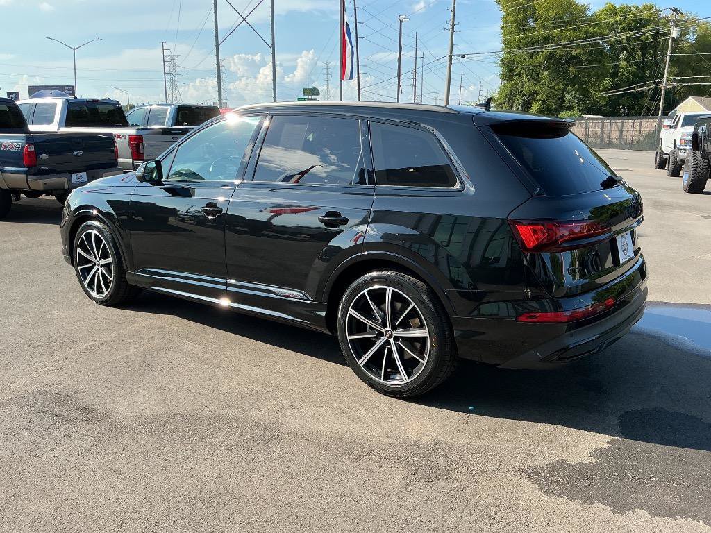 Used 2023 Audi Q7 3.0T Prestige AWD/4WD image 5