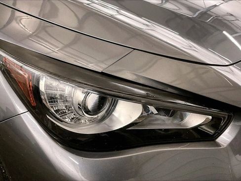 Used 2018 INFINITI Q50 Red Sport 400 w/ Sensory Package (Sport) image 27