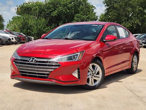 Used 2020 Hyundai Elantra SEL FWD image 2