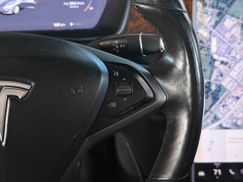 Used 2018 Tesla Model S 75D image 24