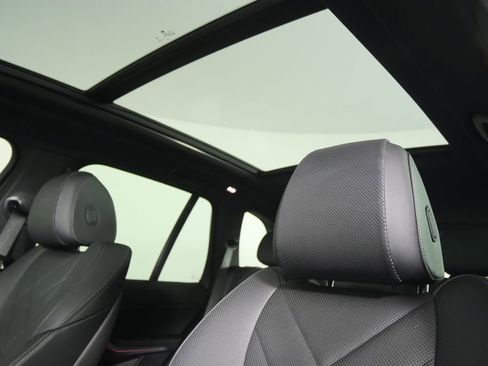 Certified 2025 BMW X5 sDrive40i w/ Premium Package image 12