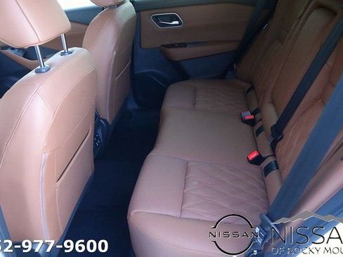 New 2026 Nissan Rogue Platinum w/ Platinum Premium Package AWD/4WD image 13