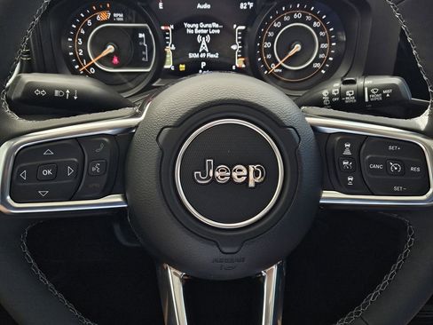 New 2026 Jeep Wrangler Unlimited Sahara AWD/4WD image 24