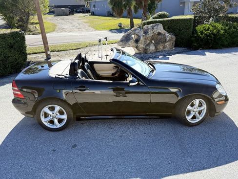 Used 2003 Mercedes-Benz SLK 320 image 7
