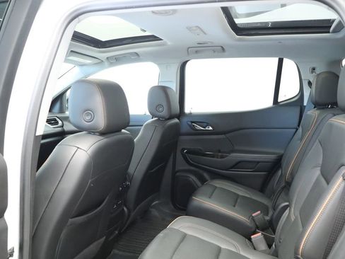 Used 2022 GMC Acadia AT4 w/ Technology Package AWD/4WD image 26