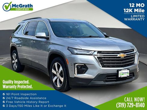 Used 2023 Chevrolet Traverse LT w/ LT Premium Package AWD/4WD image 1