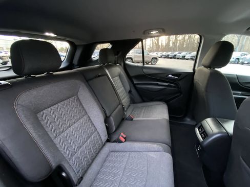 Used 2022 Chevrolet Equinox LT image 30