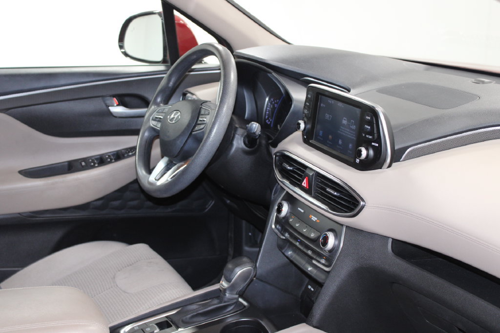 Used 2020 Hyundai Santa Fe SEL FWD image 28