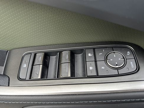 Used 2024 Lexus GX 550 image 15