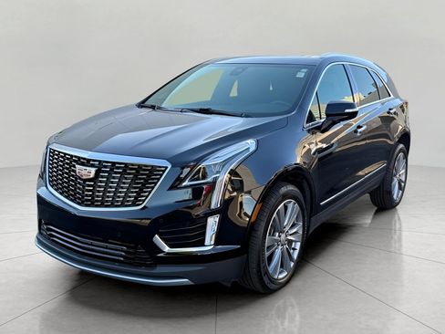 Certified 2025 Cadillac XT5 Premium Luxury image 8