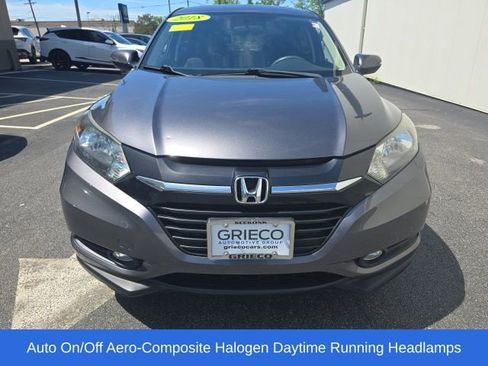 Used 2018 Honda HR-V EX image 2