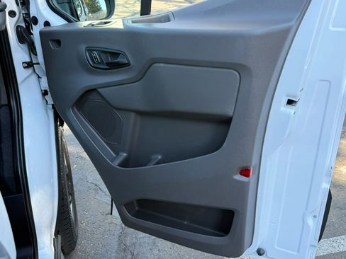 Used 2023 Ford Transit 250 Medium Roof image 20