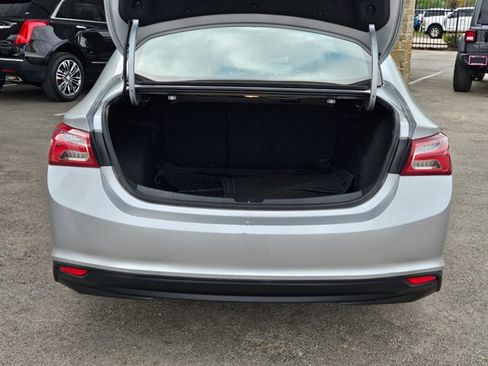 Used 2019 Chevrolet Malibu LT image 5