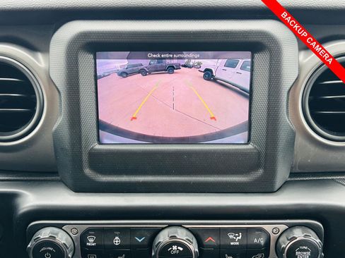 Used 2022 Jeep Wrangler Unlimited Sport AWD/4WD image 6