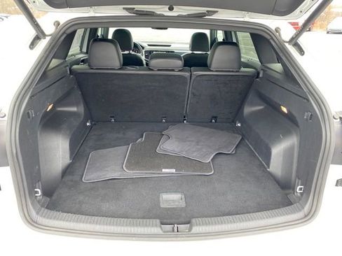 Used 2023 Volkswagen Atlas Cross Sport SEL Premium R-Line image 21