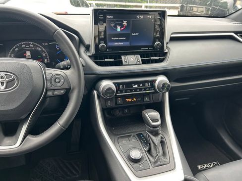 Used 2021 Toyota RAV4 XSE AWD/4WD image 19