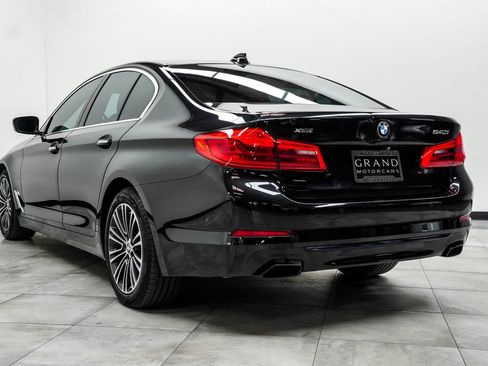Used 2017 BMW 540i xDrive w/ Premium Package AWD/4WD image 11