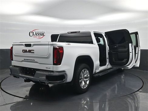 Used 2021 GMC Sierra 1500 SLT w/ X31 Off-Road Package image 33